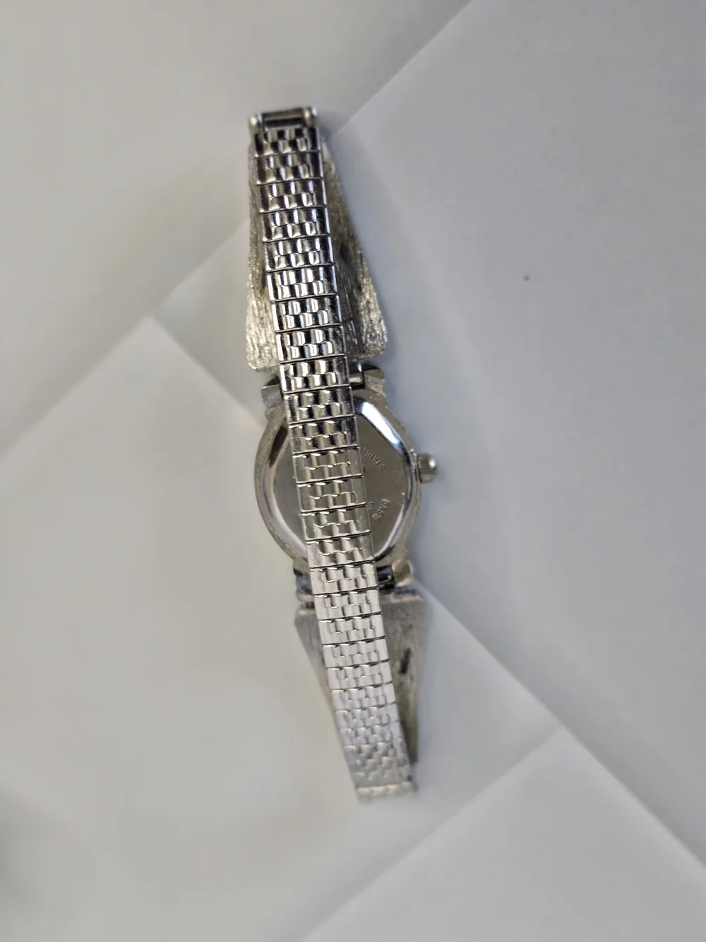 Vintage 90's LA Express Silver Watch with Iridescent Mother-of-Pearl Inset